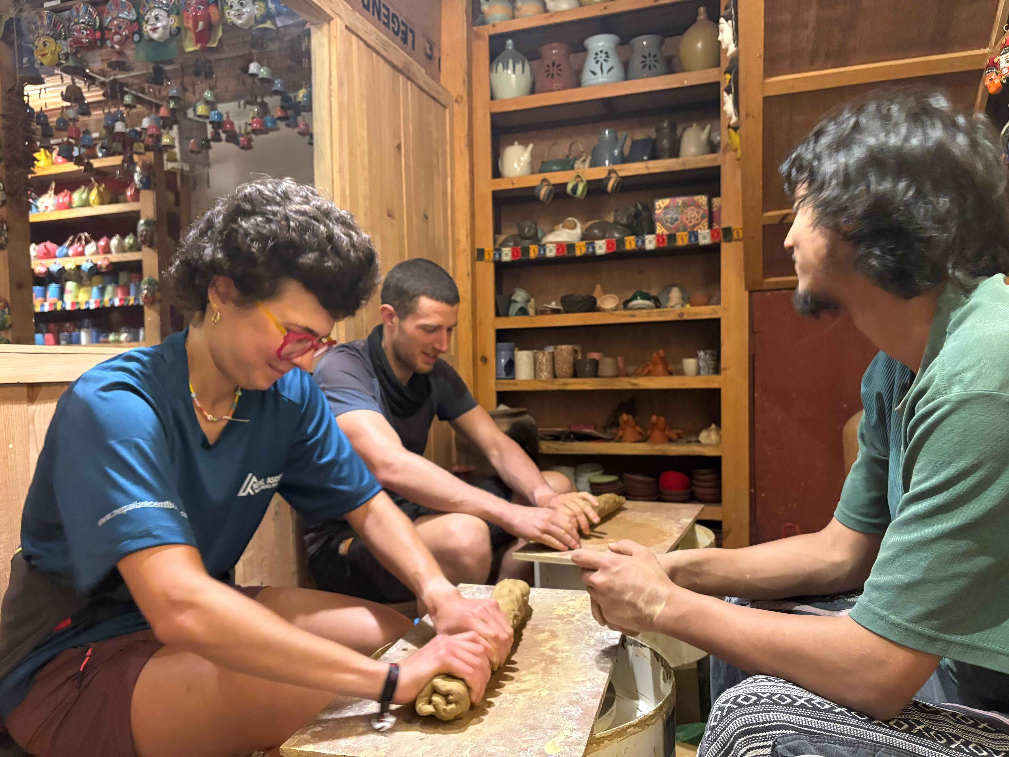 Kathmandu: Pottery Making, Juju Dhau Tasting & Bhajan Tour